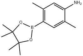 Benzenamine, 2,5-dimethyl-4-(4,4,5,5-tetramethyl-1,3,2-dioxaborolan-2-yl)- 化学構造式