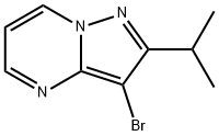 Pyrazolo[1,5-a]pyrimidine, 3-bromo-2-(1-methylethyl)- Struktur