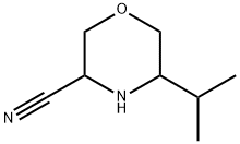 3-Morpholinecarbonitrile, 5-(1-methylethyl)- 化学構造式
