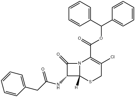 5-Thia-1-azabicyclo[4.2.0]oct-2-ene-2-carboxylic acid, 3-chloro-8-oxo-7-[(2-phenylacetyl)amino]-, diphenylmethyl ester, (6R,7R)- 化学構造式