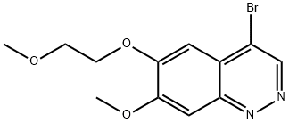 4-bromo-7-methoxy-6-(2-methoxyethoxy)cinnoline Struktur