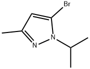 1H-Pyrazole, 5-bromo-3-methyl-1-(1-methylethyl)- Structure