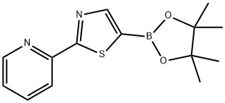 Pyridine, 2-[5-(4,4,5,5-tetramethyl-1,3,2-dioxaborolan-2-yl)-2-thiazolyl]- Structure