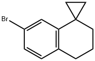 Spiro[cyclopropane-1,1'(2'H)-naphthalene], 7'-bromo-3',4'-dihydro- 化学構造式