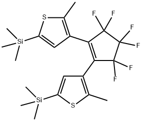 Thiophene, 3,3'-(3,3,4,4,5,5-hexafluoro-1-cyclopentene-1,2-diyl)bis[2-methyl-5-(trimethylsilyl)- 化学構造式