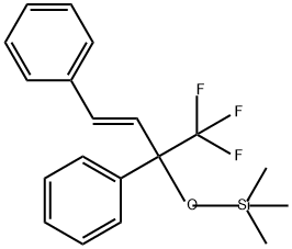 Benzene, [(2E)-3-phenyl-1-(trifluoromethyl)-1-[(trimethylsilyl)oxy]-2-propen-1-yl]- Struktur