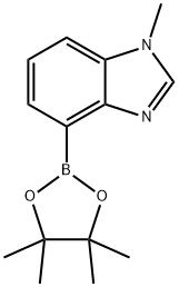 1H-Benzimidazole, 1-methyl-4-(4,4,5,5-tetramethyl-1,3,2-dioxaborolan-2-yl)- 化学構造式