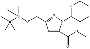 1H-Pyrazole-5-carboxylic acid, 3-[[[(1,1-dimethylethyl)dimethylsilyl]oxy]methyl]-1-(tetrahydro-2H-pyran-2-yl)-, methyl ester 化学構造式