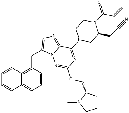 2-Piperazineacetonitrile, 4-[2-[[(2S)-1-methyl-2-pyrrolidinyl]methoxy]-7-(1-naphthalenylmethyl)imidazo[2,1-f][1,2,4]triazin-4-yl]-1-(1-oxo-2-propen-1-yl)-, (2S)- Struktur