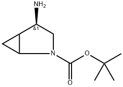 tert-Butyl (4R)-4-amino-2-azabicyclo[3.1.0]hexane-2-carboxylate 化学構造式