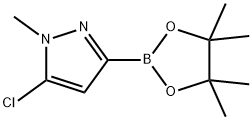 1H-Pyrazole, 5-chloro-1-methyl-3-(4,4,5,5-tetramethyl-1,3,2-dioxaborolan-2-yl)- Struktur