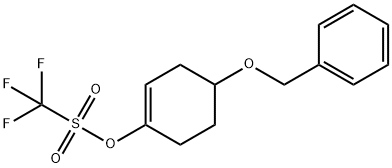 Methanesulfonic acid, 1,1,1-trifluoro-, 4-(phenylmethoxy)-1-cyclohexen-1-yl ester Struktur
