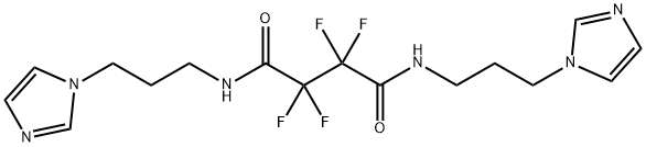 2,2,3,3-tetrafluoro-N~1~,N~4~-bis[3-(1H-imidazol-1-yl)propyl]succinamide 化学構造式