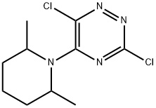 1,2,4-Triazine, 3,6-dichloro-5-(2,6-dimethyl-1-piperidinyl)- Struktur