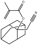 2-Propenoic acid, 2-methyl-, 2-(cyanomethyl)tricyclo[3.3.1.13,7]dec-2-yl ester Struktur