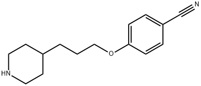 tert-butyl 4-[3-(4-cyanophenoxy)propyl]-1-piperidinecarboxylate Struktur
