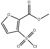Methyl 3-(chlorosulfonyl)-2-furancarboxylate 化学構造式