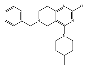 2-Chloro-5,6,7,8-tetrahydro-4-(4-methyl-1-piperidinyl)-6-(phenylmethyl)pyrido[4,3-d]pyrimidine 化学構造式