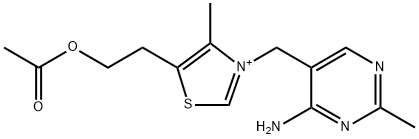 Thiazolium, 5-[2-(acetyloxy)ethyl]-3-[(4-amino-2-methyl-5-pyrimidinyl)methyl]-4-methyl- Struktur
