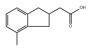 2-(4-methyl-2,3-dihydro-1H-inden-2-yl)acetic acid 化学構造式