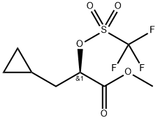Cyclopropanepropanoic acid, α-[[(trifluoromethyl)sulfonyl]oxy]-, methyl ester, (αR)- Struktur
