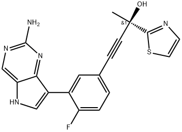 2-Thiazolemethanol, α-[2-[3-(2-amino-5H-pyrrolo[3,2-d]pyrimidin-7-yl)-4-fluorophenyl]ethynyl]-α-methyl-, (αR)- 化学構造式