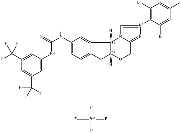 4H,6H-Indeno[2,1-b][1,2,4]triazolo[4,3-d][1,4]oxazinium, 9-[[[[3,5-bis(trifluoromethyl)phenyl]amino]thioxomethyl]amino]-2-(2,6-dibromo-4-methylphenyl)-5a,10b-dihydro-, (5aS,10bR)-, tetrafluoroborate(1-) (1:1) 化学構造式