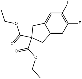 2H-Indene-2,2-dicarboxylic acid, 5,6-difluoro-1,3-dihydro-, 2,2-diethyl ester 化学構造式