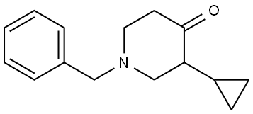 1-benzyl-3-cyclopropylpiperidin-4-one Struktur