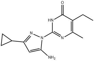 2-(5-Amino-3-cyclopropyl-1H-pyrazol-1-yl)-5-ethyl-6-methylpyrimidin-4(3H)-one Struktur