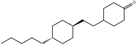 4-[2-(trans-4-ペンチルシクロヘキシル)エチル]シクロヘキサノン 化学構造式