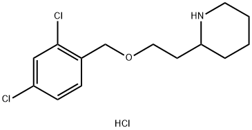 2-{2-[(2,4-Dichlorobenzyl)oxy]ethyl}piperidinehydrochloride Struktur