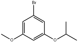 1-ブロモ-3-イソプロポキシ-5-メトキシベンゼン 化学構造式