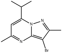 3-bromo-7-isopropyl-2,5-dimethylpyrazolo[1,5-a]pyrimidine 化学構造式