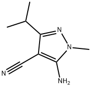 5-aMino-1-Methyl-3-(propan-2-yl)-1H-pyrazole-4-
carbonitrile Struktur