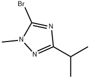 5-bromo-3-isopropyl-1-methyl-1H-1,2,4-triazole 化学構造式