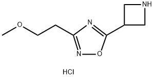 5-(Azetidin-3-yl)-3-(2-methoxyethyl)-1,2,4-oxadiazole hydrochloride Structure
