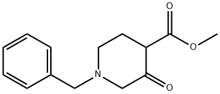 1-ベンジル-3-オキソピペリジン-4-カルボン酸メチル 化学構造式