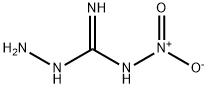 1-アミノ-2-ニトログアニジン 化学構造式