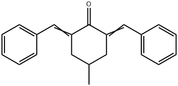 2,6-ジベンジリデン-4-メチルシクロヘキサノン 化学構造式
