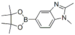 1H-Benzimidazole, 1,2-dimethyl-5-(4,4,5,5-tetramethyl-1,3,2-dioxaborolan-2-yl)- 化学構造式