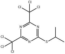 2-[(1-メチルエチル)チオ]-4,6-ビス(トリクロロメチル)-1,3,5-トリアジン 化学構造式