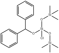 BENZHYDRYLOXYBIS(TRIMETHYLSILOXY)CHLOROSILANE Struktur