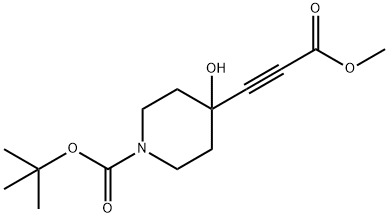 tert-butyl 4-hydroxy-4-(3-Methoxy-3-oxoprop-1-ynyl)piperidine-1-carboxylate|