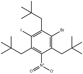 1-ブロモ-2,4,6-トリス(2,2-ジメチルプロピル)-3-ヨード-5-ニトロベンゼン 化学構造式