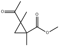 Cyclopropanecarboxylic acid, 2-acetyl-1,2-dimethyl-, methyl ester (9CI) 化学構造式