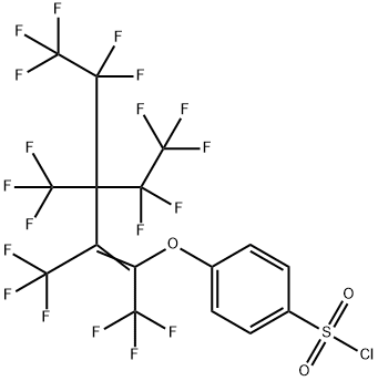 p-[[4,4,5,5,5-pentafluoro-3-(pentafluoroethyl)-1,2,3-tris(trifluoromethyl)pent-1-enyl]oxy]benzenesulphonyl chloride Struktur