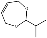 2-イソプロピル-4,7-ジヒドロ-1,3-ジオキセピン 化学構造式