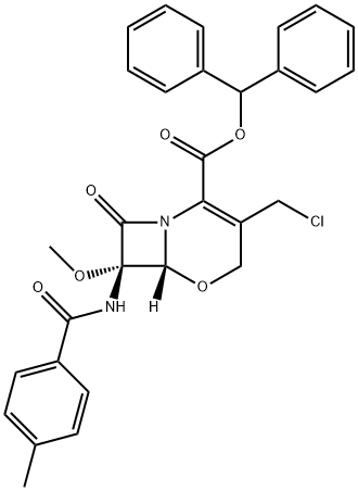 (6R,7R)-3-Chloromethyl-7-methoxy-8-oxo-7-(p-toluoylamino)-5-oxa-1-azabicyclo[4.2.0]oct-2-ene-2-carboxylic acid diphenylmethyl ester Struktur