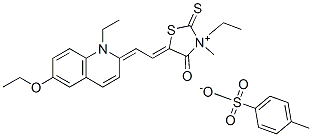 5-[(6-ethoxy-1-ethyl-(1H)-quinolin-2-ylidene)ethylidene]-3-ethyl-3-methyl-4-oxo-2-thioxothiazolidinium toluene-p-sulphonate Struktur